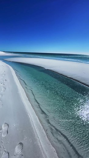 Discover the Stunning Beauty of Florida's Emerald Coast