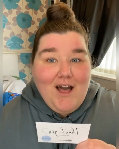 3K views | Give your honest review - Wax Melts | Becki Jones | Facebook