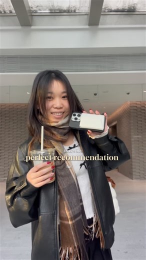 shermaine ⟡ on Instagram: "christmas gift recommendation alert 💌 thank you @moft.us for partnering with me :) their tripod stand and field wallet have been making my life more convenient every day 1️⃣ MOFT Field Wallet ‼️ Core Benefit: A game-changer for organization and peace of mind, eliminating the worry of forgetting or losing items. Some key features: ✅ High Capacity & Compact: Incredibly compact design that practically holds up to 8 cards, IDs, and important receipts. ✅ Protective Rigid D