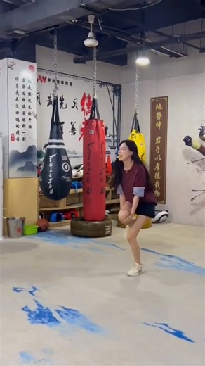 172K views · 3.7K reactions | today I can't fix her service #This operation makes me look stupid #Fr | Comedy Challenges | Facebook