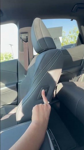 2024 Lexus RX 450h+ plug-in Luxury package interior