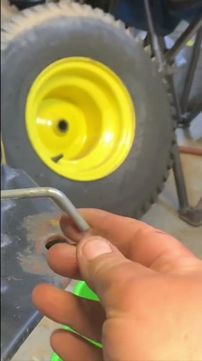 Simple-John Deere Dealership Could Not Fix This D105 Transmission