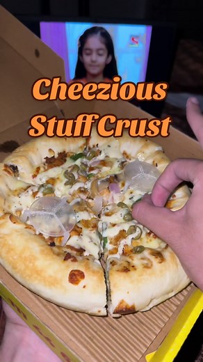 Delicious Stuffed Crust Cheezious Pizza ASMR | 9/10 Rating