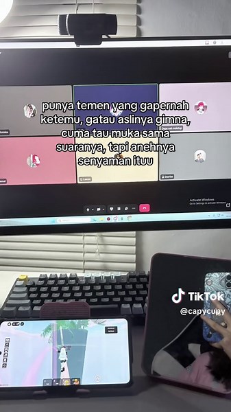 matchapy (@capycupy)’s videos with original sound - matty healy ears