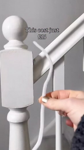 Do your stairs for just £15 So, what you need to do is attach all the baubles to the pipe cleaners around 3 to 5 will do), mix all the Christmas baubles together (the bigger and smaller ones) Then, wrap each one around the banister. Start at the beginning and continue upwards. We found that walking up the stairs whilst doing it was a whole lot easier. You can easily adjust/remove them because of the pipe cleaners. I did this with @majormumhacks it was so easy now do it on my tree and everything.