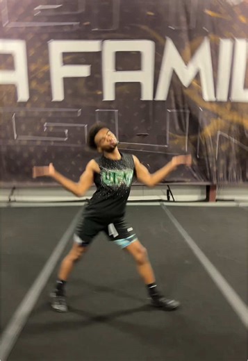 Black Ops Dance Trend: Cheerleading Performance Techniques