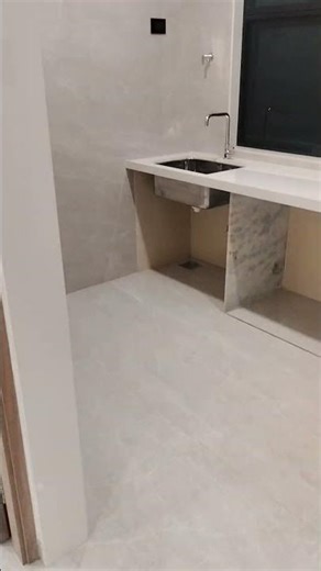 2 bhk flat for sale Andheri West azad nagar price 1.73 cr++Call for visit 9890648773