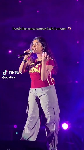 Kadhal Cricket Song from Hip Hop Tamizha Concert