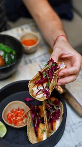 5 adresses à tester les yeux fermés dans le 9ème Arr ↓ 🍷 L’Office @loffice_ 📍 3 Rue Richer, 75009 Paris 💶 30€-50€ / pers → Cuisine française créative 🍽️ Momola @momola.food 📍 16 Rue Henry Monnier, 75009 Paris 💶 15€–25€ / pers → Cuisine tibétaine chaleureuse 🌿 Mesa @mesa.paris 📍 68 Rue des Martyrs, 75009 Paris 💶 Plats env. 18–25€ → Cantine végétale et créative 🍴 Lazu @lazu_restaurant 📍 47 Rue Marguerite de Rochechouart, 75009 Paris 💶 Déj’ dès 19€ · Dîner env. 50–70€/pers → Cuisine fra