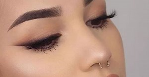 Step-by-step tutorial for cat eye look