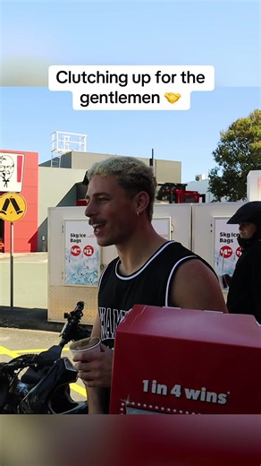 Max Caruso's Loded Diper World Tour Highlights