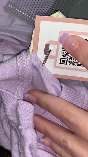 Tagging ASMR! #fyp #asmr #tagging #smallbusiness #taggun