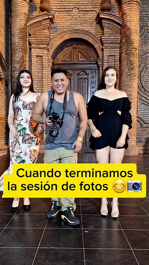 terminando la Sesión de fotos con nuestras Alumnas de Santa cruz 😊@Luisa Rodríguez @🇮🇹 #modelaje #cbba_bolivia #santacruzdelasierra🇳🇬 #modelo #academiademodelaje #missuniverse #azafatas