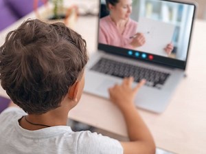 Crofton Mom Shares Family's Virtual Learning Experience