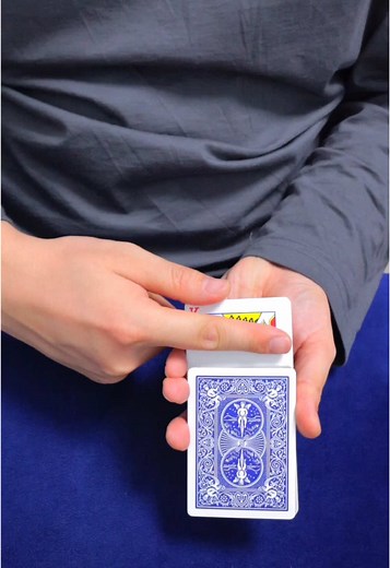Crazy color changes! Learn this card trick in 30 seconds! Completely free, come learn quickly!