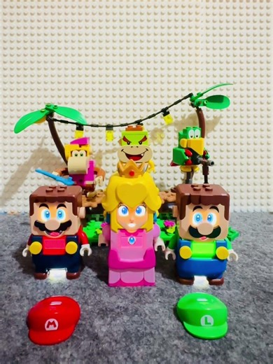Lego Mario and Lego Peach Want to returned their suit #shorts #funny #mario #asmr #toys #fyp u89