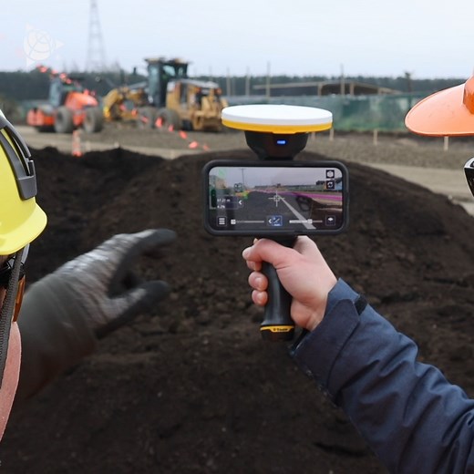 The new Trimble HPS2 handle for smartphones is a versatile tool combining a Trimble Catalyst DA2 GNSS receiver, an EDM and an integrated battery into a convenient handheld form factor. Mount your phone directly onto the HPS2, turning it into a powerful part of an augmented reality solution. The HPS2 is also an ideal setup to use with Trimble SiteVision software to visualize, explore and understand complex 3D data with unmatched accuracy. #MixedReality #AugmentedReality | Trimble Geospatial and C