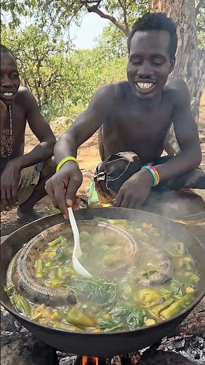 Primitive Cooking Without Modern Tools #Hadzabe #PrimitiveCooking #WildFood #shortsfeed