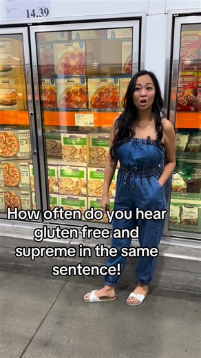 Costco Cauliflower Crust Pizza Alert! Costco is serving up some incredible gluten-free pizza options that make weeknight dinners a breeze! If you love a delicious, easy-to-bake pizza but are looking for a cauliflower crust alternative, you need to check these out! Two Great Options to Grab: • Kirkland Signature Supreme Pizza (2- Pack): • Gluten-Free Cauliflower Crust • Price: Just $11.99 for two! Amazing value for a Supreme! • Milton’s Cauliflower Crust Roasted Vegetable Pizza (2-Pack): • Roaste