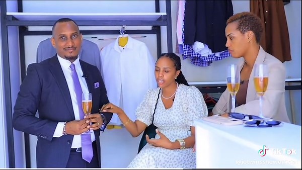 JO TWINS SHOW (@jotwinsshowofficial)’s videos with original sound - JO TWINS SHOW