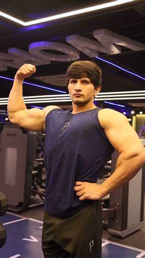 tony 💀 | T-shirt and lower @poweroxxofficial #bodybuilding #trending #viral #reels #explorepage | Instagram