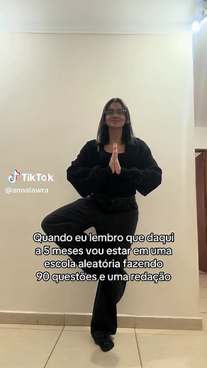 Como fazer redação para o ENEM: conectivos e estrutura em 5 meses