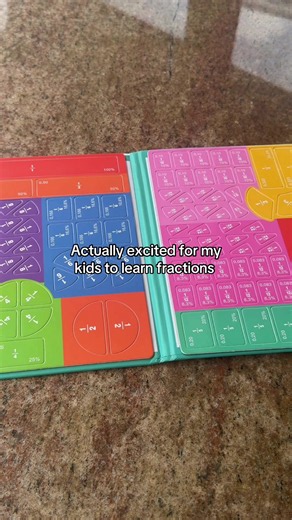This fraction magnet board will make it so fun and easy for my kids to learn. #kiditos #math #learnthroughplay