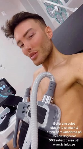Njut av julbordet men bränn bort kalorierna lika fort och starta året mer fit än någonsin! 20.000 sit ups och 2500 kcal brända på ensdast 30min. Nu kör vi 50% rabatt fram till sista januari! 1000kr ord pris 2000kr. Bokas På www.iclinics.se eller på insta @iclinicse #emsculpt #fettförbränning #muskelbyggning #fitness #abs #muscles #cardio #fatburner #skinny #fit #fab #toned #tan @tanexpress #fleece #cargo #fashion #iclinic #fillers #botox #models #influencer #Filter #love #beauty