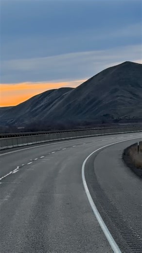Michael Bennett on Instagram: "Huntington Oregon. #oregon #travel #nature #explore #mountains"