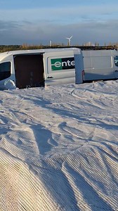 30K views · 126 reactions | Rows of Booters this Sunday at MEASHAM CAR BOOT. Come and grab your bargains . Sun's out but put an extra layer on Find us at DE12 7HE. See you there !!!! | Measham Sunday Carboot | Facebook