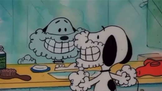 Peanuts By Schulz on Instagram: "Snoopy makes everyone smile! 🐶😁💕🥜 #peanutsclips #snoopy #charlesschulz #charliebrown #petlovers #thepeanutsgang #dreams #dog #flashbeagle"