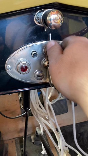 Luz de presión de aceite lista en el FIAT 509!! | Germán Morelli