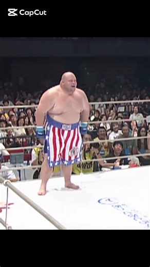 Unreal Airborne Kick! Fighter Lands a Devastating Jump Attack That Stuns Everyone