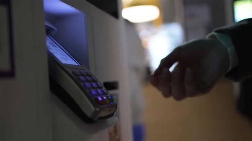 Ex-CIA officer exposes latest skimming and card cloning techniques criminals use at cash machines