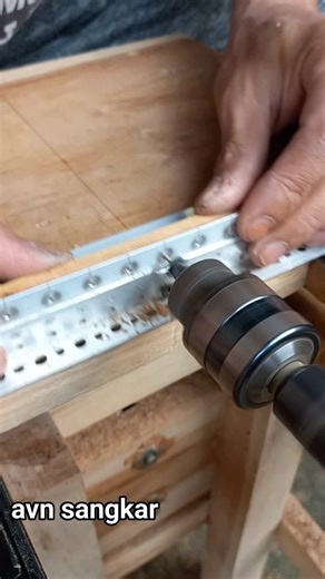 Proses pengeboran ring sangkar Lobang 1,5 mm #fblifestyle #reelsfyp #diy #woodworkingtriks #tips #ideas | Avn Sangkar