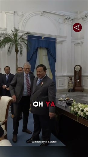 Momen Bill Gates kasih hadiah ke Bobby Kertanegara