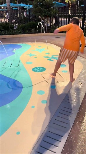 Moana themed Disney Pool!
