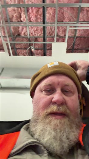 Winter Work Challenges for Electricians and Plumbers