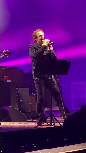 Counting Crows Adam Duritz Hanging Around live in Florida July 19, 2025