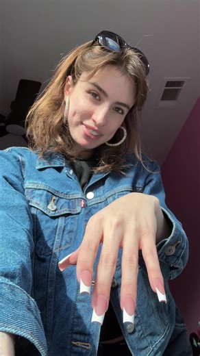 Nail, Hair, and Face Glow Check with Tyler Brown