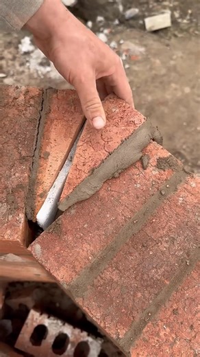 Perfect angel cut #brickwork #bricklayer #viralpost #viralreelsfb #masonry | Construction Ideas