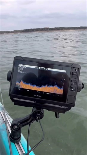 Canyon Lake Fishing Report – March 7, 2026 | Bass Biting in 69° Water | Garmin EchoMap UHD2 🎣