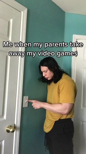 I think we’ve all done this as a little kid. 😂 #fyp #fypシ #fypdongggggggg