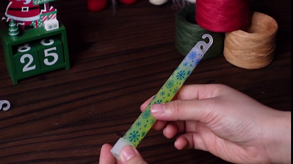 Hiboom 60 Pcs Christmas Glow Sticks with Blue Snowflakes Print Christmas Light Sticks Hanging Wand in 5 Colors 6 Designs Party Favors Decorations Christmas Necklace Stocking Stuffers