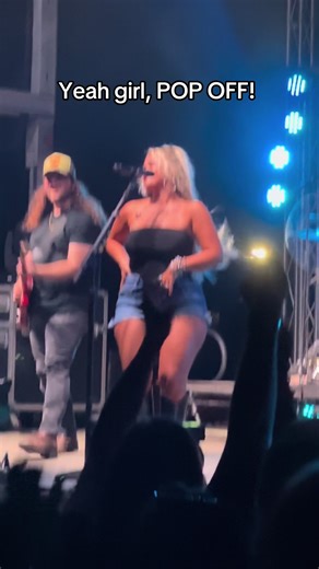Country Girl Dance: Shake It for Me!