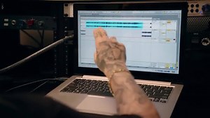 The ZenBook UX303 makes editing music a breeze with its precise touchscreen. | ASUS