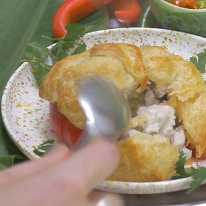 31K views · 46 reactions | Thai Chicken Capsicum Pot Pie RECIPE...