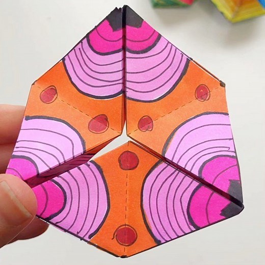 Here’s our #flextangle we made the other day! I love how it turned out. Grab the template in this week’s activity guide https://babbledabbledo.com/15-cheap-easy-crafts-for-kids/#WEEK2 . If you need to zen out for awhile this is your project 🖤 | Babble Dabble Do