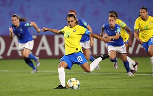 177K views · 8.9K reactions |  Two years ago today, Marta Vieira da Silva made history  No-one has more World Cup goals Confederação Brasileira de Futebol | FIFA Women's World Cup | Facebook