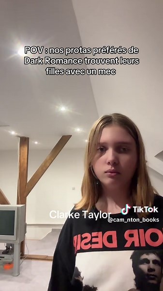 Imitation approximative of course #humour #booktok #darkromance